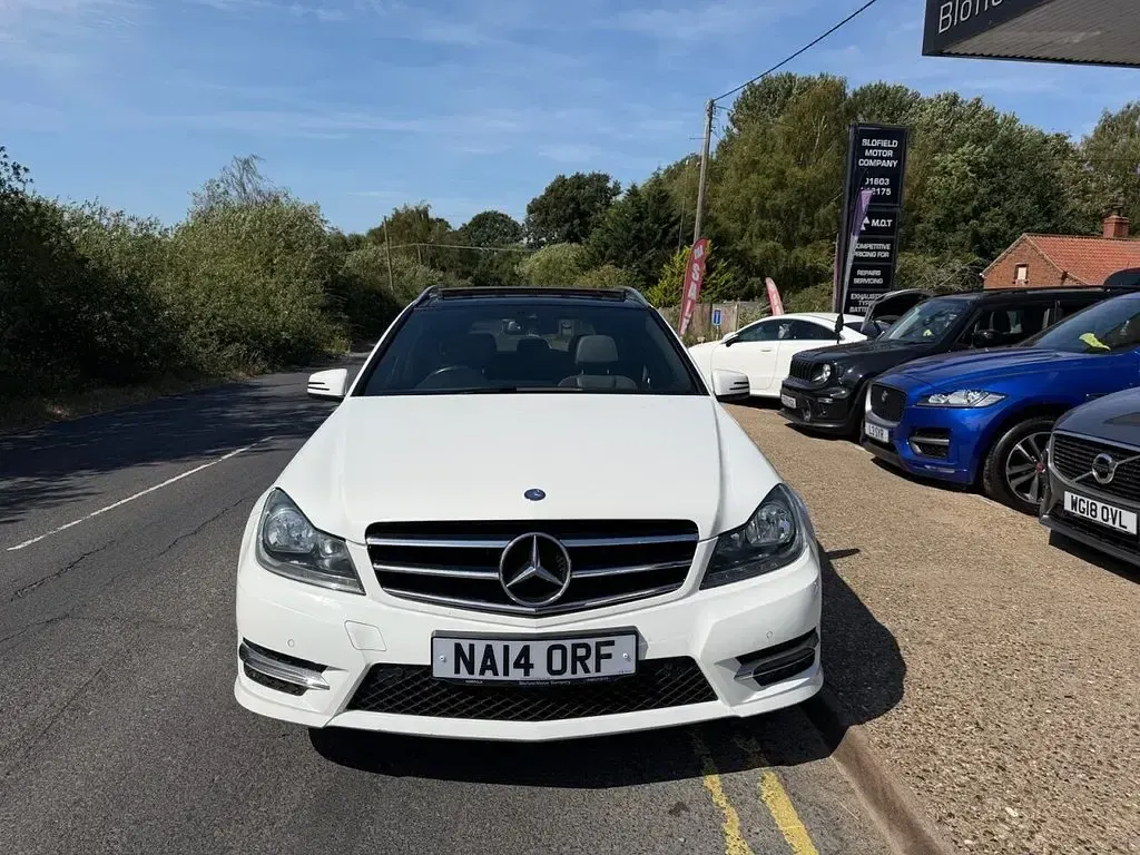 Used Mercedes C220 Sport Edition 167 HP (122 kW) 2014 White Estate