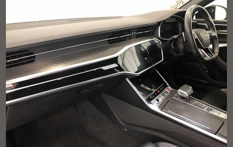 Used Audi RS6 Advanced 600 HP (441 kW) 2021 Black Estate