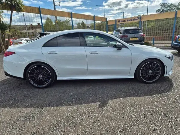 Gebraucht Mercedes CLA220 AMG Line Premium Plus 190 PS (139 kW) 2023 Weiß Limousine