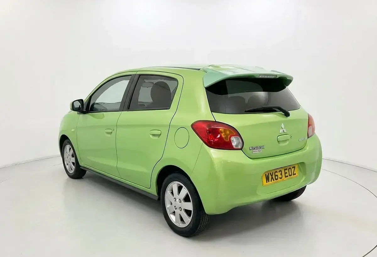 Used Mitsubishi Mirage 79 HP (58 kW) 2013 Green Hatchback