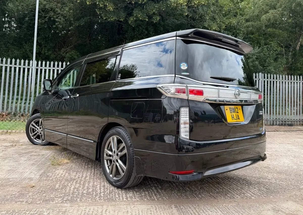 Used Nissan Elgrand 2012 Black MPV