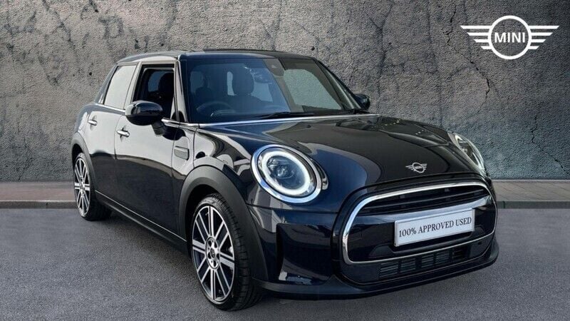 Black Used 2023 Mini Cooper Exclusive Hatchback | £25,440 (Expensive) - Image 1/4