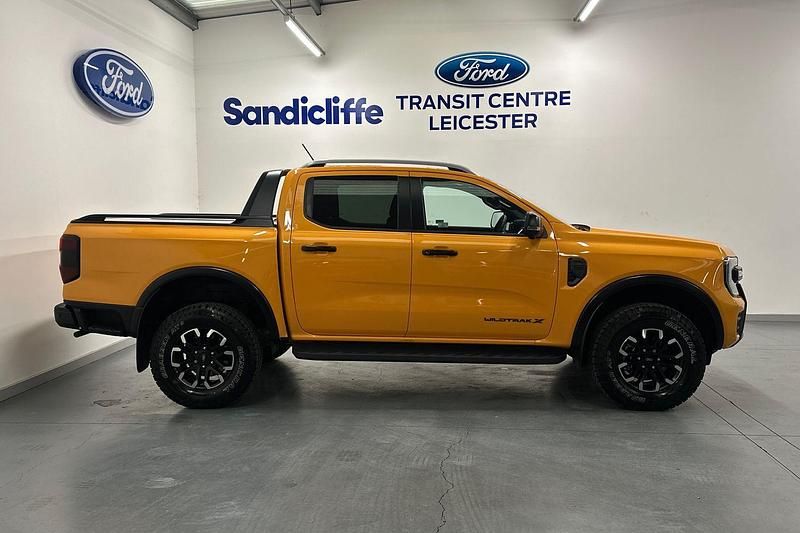 Used Ford Ranger Wildtrack 205 HP (150 kW) 2026 Orange Pickup