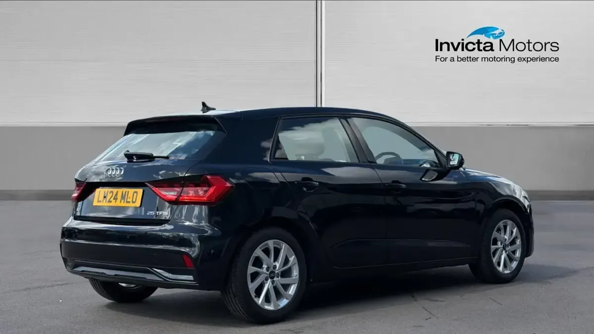 Usado Audi A1 Sport 95 HP (69 kW) 2024 Preto SUV
