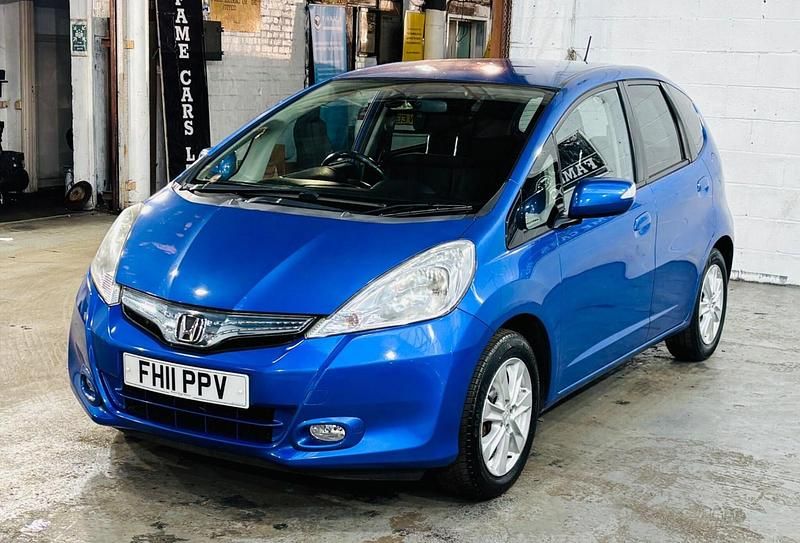 Used Honda Jazz Hybrid 102 HP (75 kW) 2011 Blue Hatchback