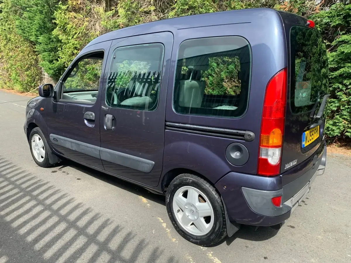 Used Renault Kangoo Expression 55 HP (40 kW) 2005 Blue MPV