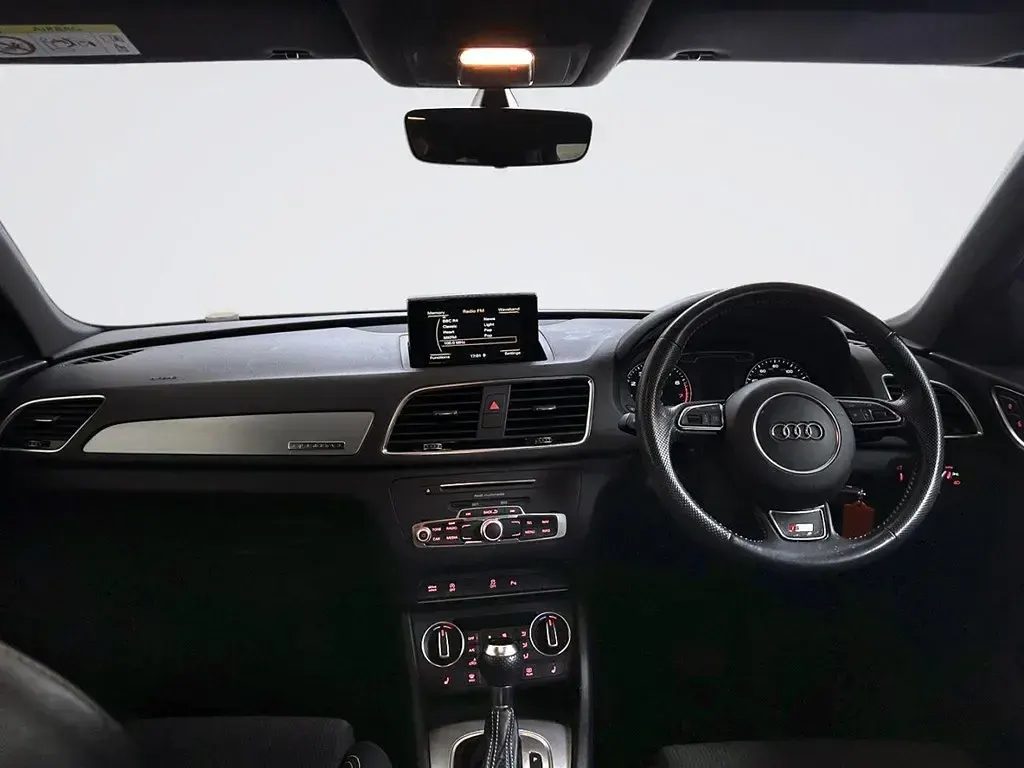 Used Audi Q3 S-Line 180 HP (132 kW) 2018 Grey SUV