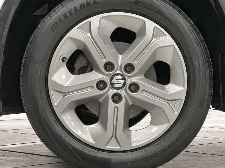 Used Suzuki Vitara SZ-T 120 HP (88 kW) 2017 White SUV