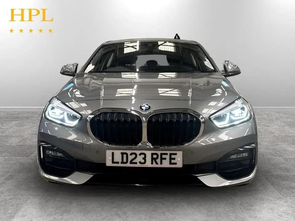 Used BMW 118 Sport Line 136 HP (100 kW) 2023 Grey Hatchback