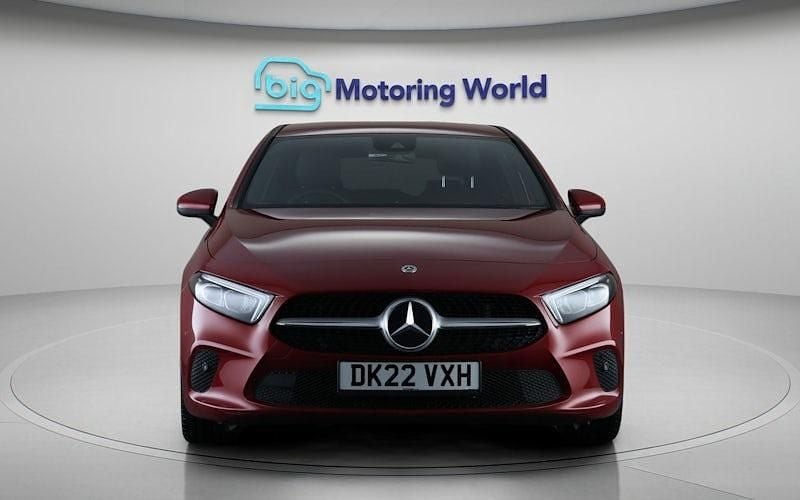 Used Mercedes A180 Executive 136 HP (100 kW) 2022 Red Hatchback