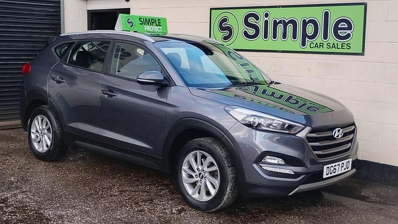 Used Hyundai Tucson SE 132 HP (97 kW) 2017 Grey SUV