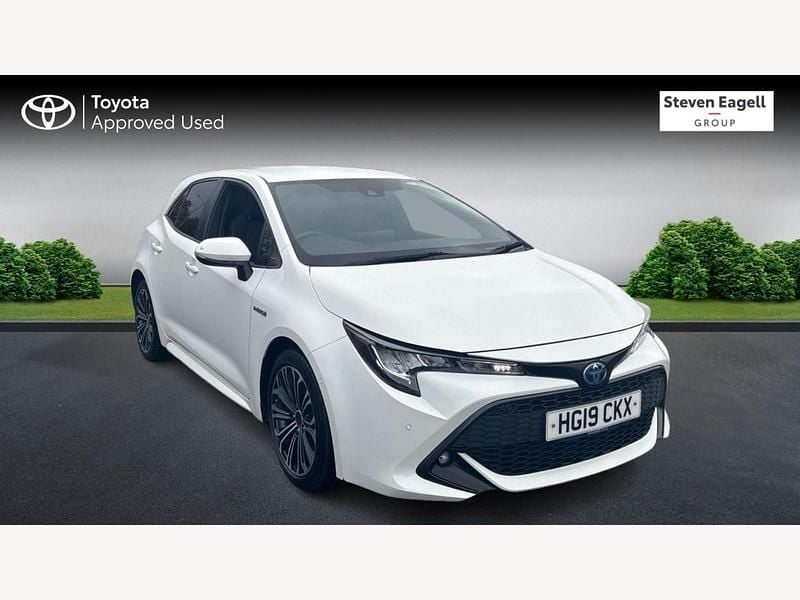 White Used 2019 Toyota Corolla Design Hatchback | £13,845 - Image 1/3
