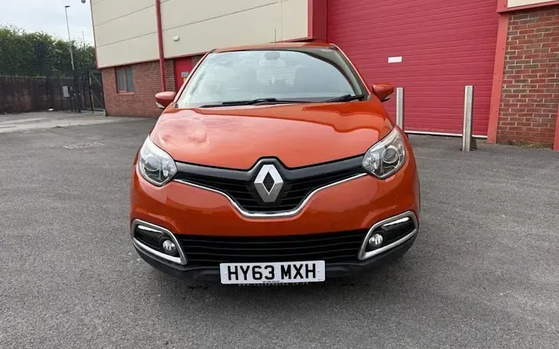 Usado Renault Captur Expression+ 90 HP (66 kW) 2015 SUV
