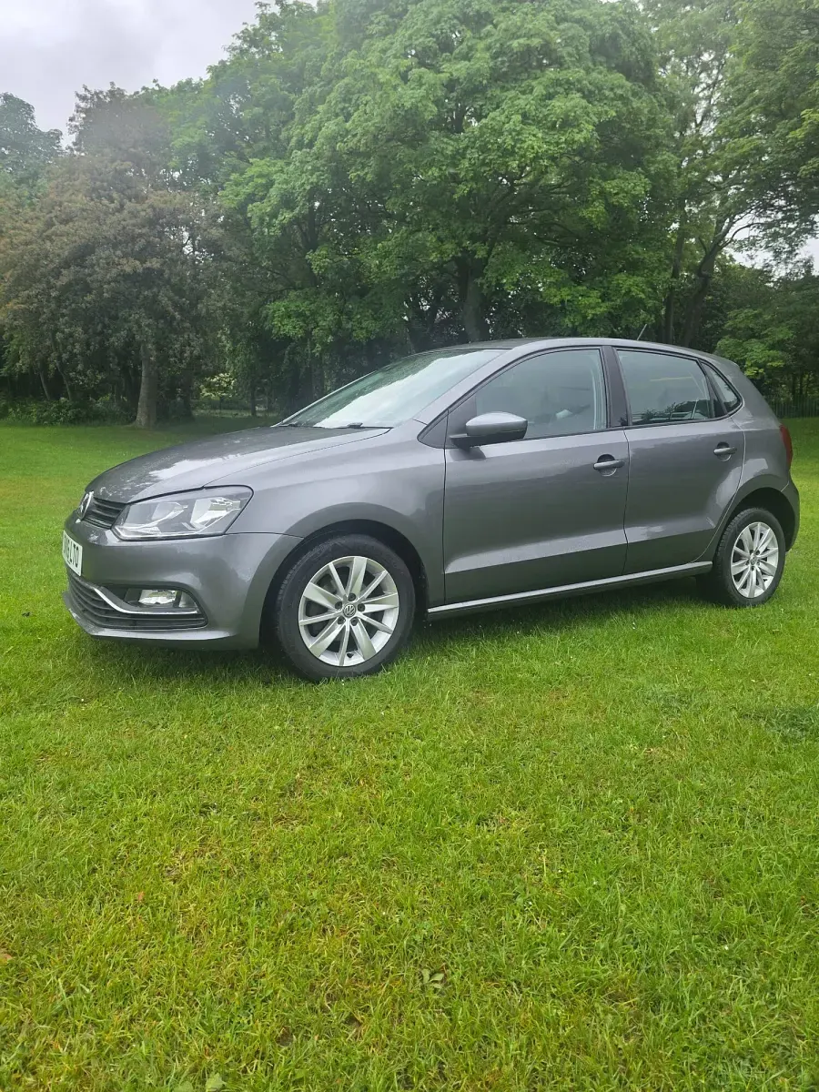 Used VW Polo SE 75 HP (55 kW) 2016 Grey Hatchback