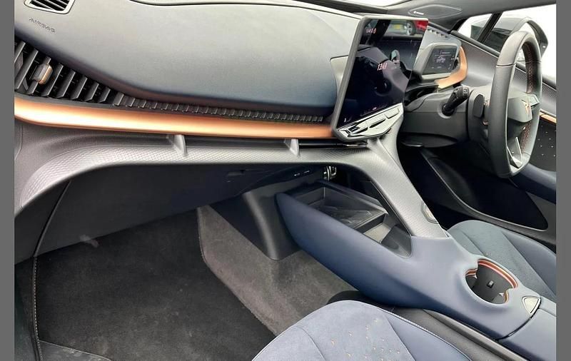 Used Cupra Tavascan 210 kW (286 HP) 2025 Grey SUV