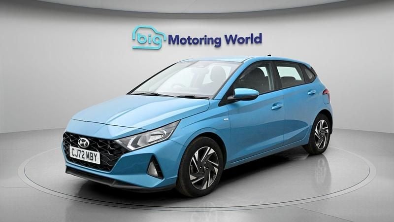 Used Hyundai i20 SE 99 HP (72 kW) 2023 Hatchback