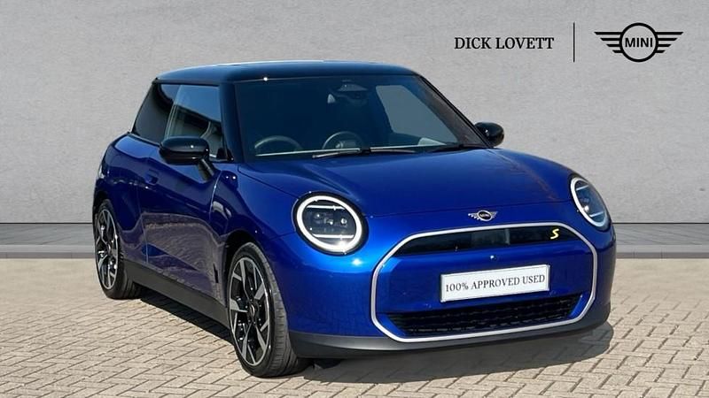 Used Mini Cooper SE Hatch 158 kW (215 HP) 2024 Blue Hatchback