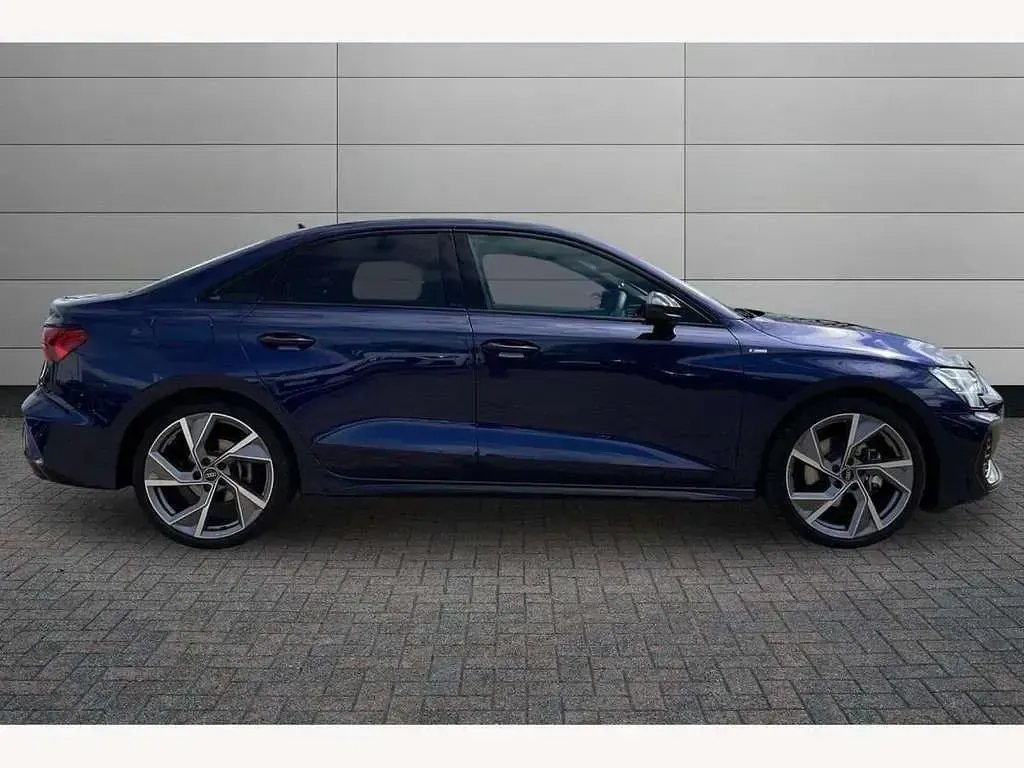 Used Audi A3 Black Edition 150 HP (110 kW) 2026 Blue Sedan