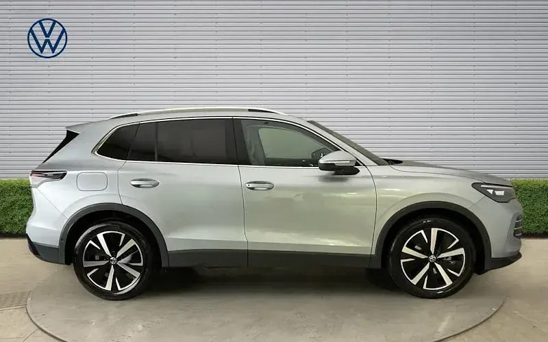 Used VW Tiguan Elegance 150 HP (110 kW) 2025 SUV