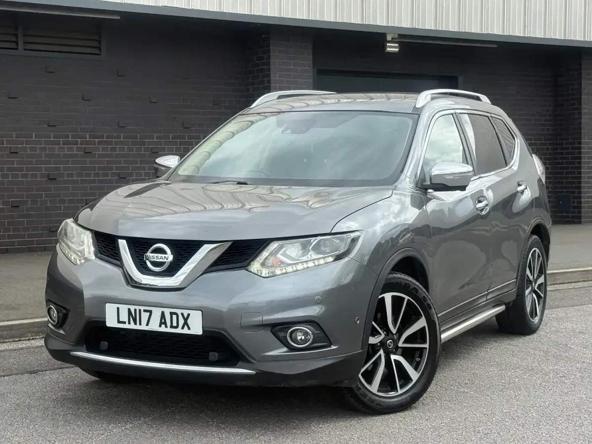 Used Nissan X-Trail Tekna 130 HP (95 kW) 2017 Grey SUV