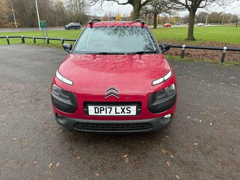 Używany Citroën C4 Cactus Flair 2017 Czerwony Hatchback