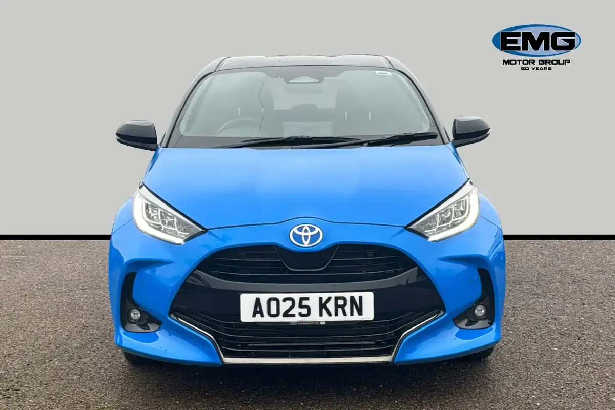 Usado Toyota Yaris Edition 130 HP (95 kW) 2025 Azul Citadino