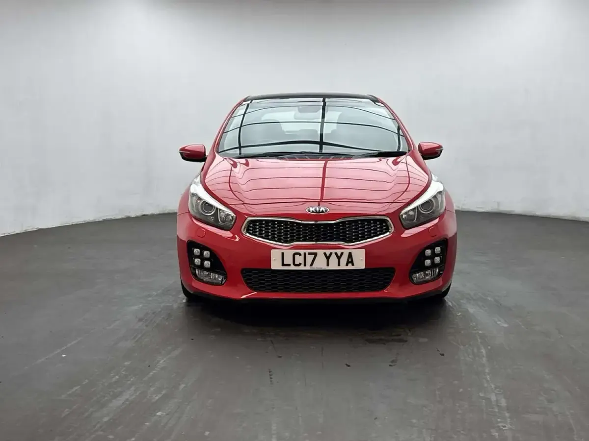 Used Kia Ceed GT-Line S 136 HP (100 kW) 2017 Red Hatchback