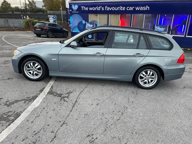 Used BMW 320 2007 Green Estate