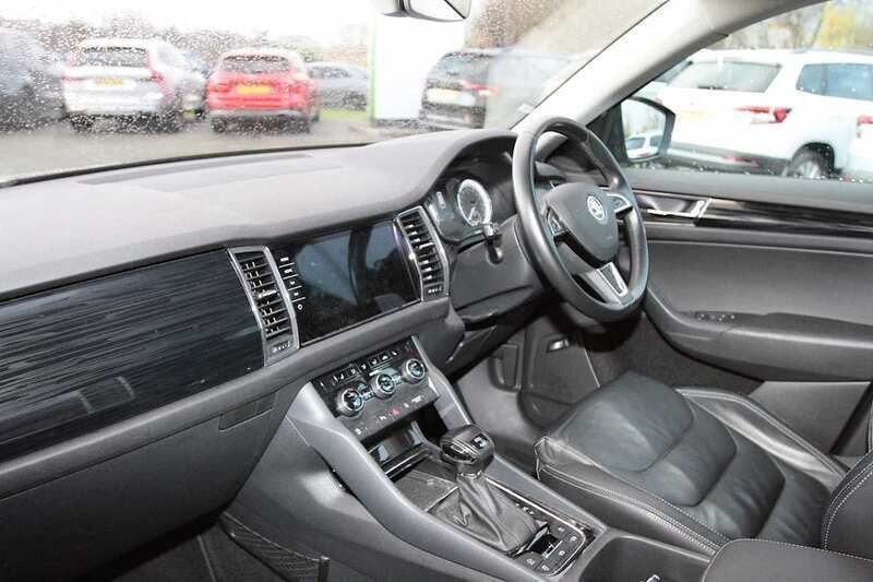 Usado Skoda Kodiaq 186 HP (136 kW) 2017 Cinzento SUV
