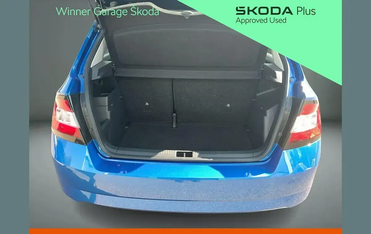 Used Skoda Fabia Colour Edition 95 HP (69 kW) 2018 Blue Hatchback