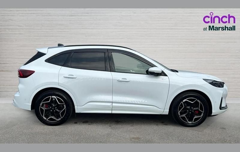 Used Ford Kuga ST-Line X 180 HP (132 kW) 2024 White SUV