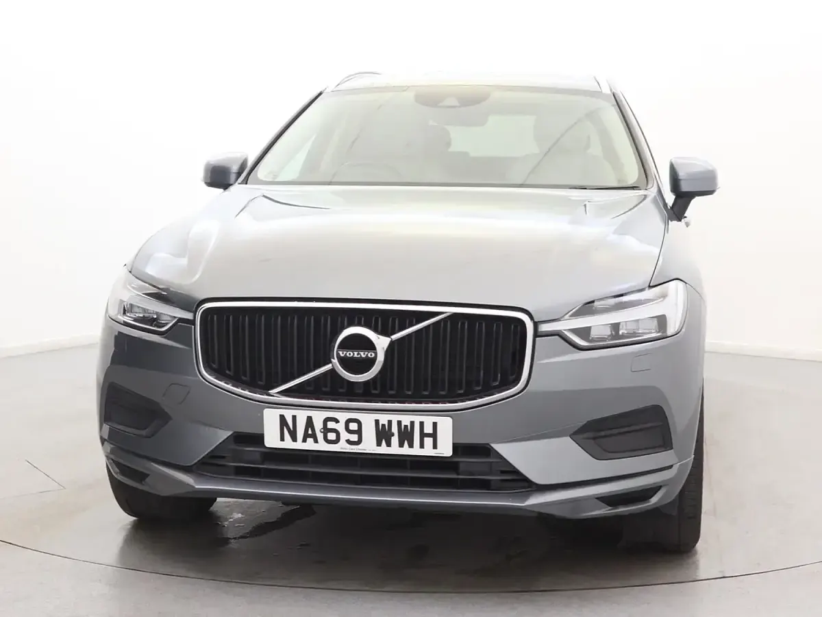Used Volvo XC60 190 HP (139 kW) 2019 Grey SUV