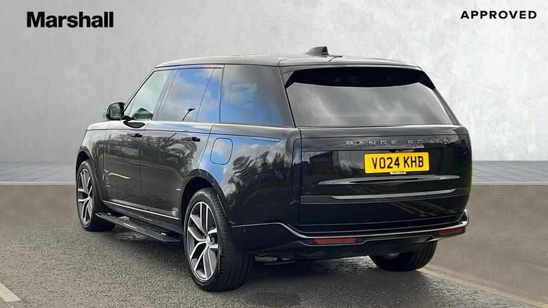 Used Land Rover Range Rover Autobiography 460 HP (338 kW) 2024 Metallic  santorini black SUV