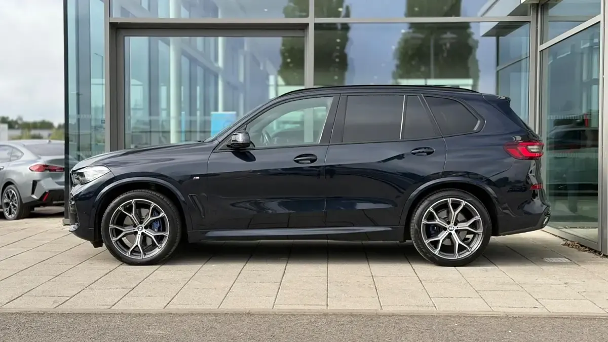 Used BMW X5 M Sport 282 HP (207 kW) 2022 Black SUV