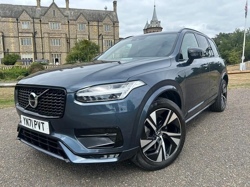 Denim blue Used 2021 Volvo XC90 R-Design SUV | £38,995 (Fair price) - Image 1/3
