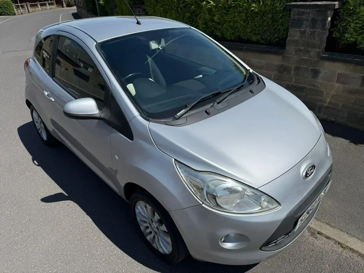 Used Ford Ka Zetec 69 HP (50 kW) 2010 Silver Hatchback