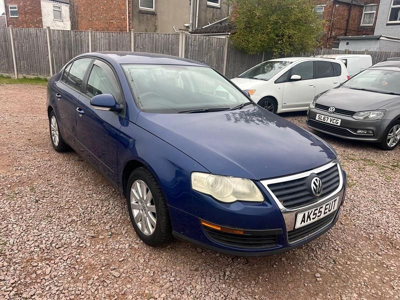 Blue Used 2005 VW Passat S Sedan | £1,385 (Fair price) - Image 1/4