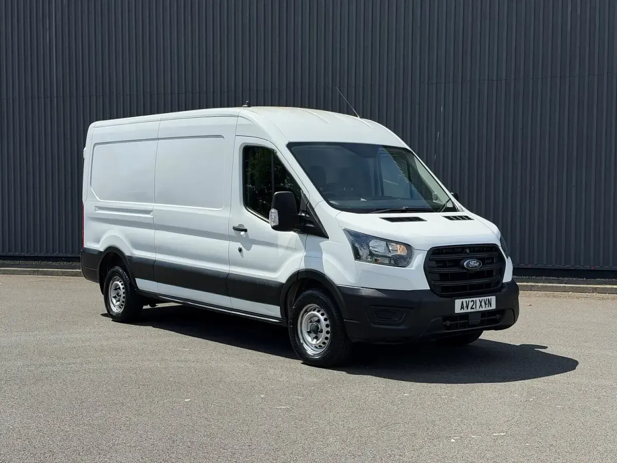 Used Ford Transit 130 HP (95 kW) 2021 White Van