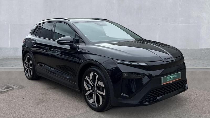 Black magic pearl effect Used 2025 Skoda Elroq SportLine SUV | £34,146 (Fair price) - Image 1/4