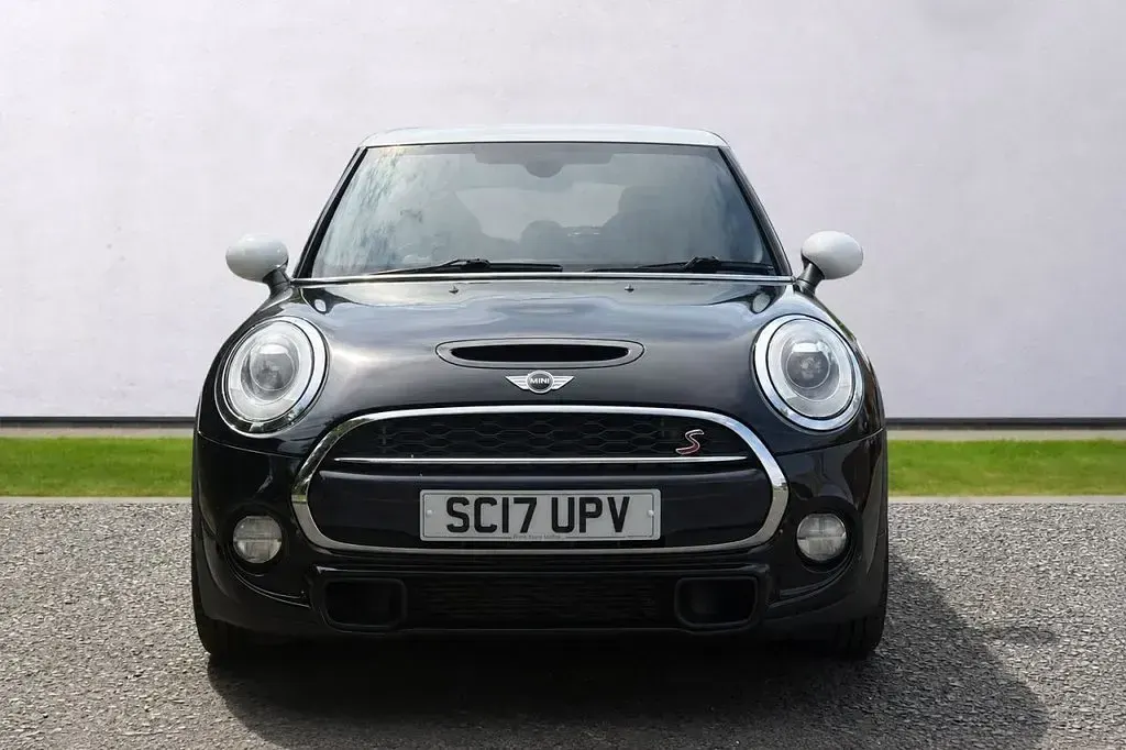 Used Mini Cooper S Hatch 192 HP (141 kW) 2017 Black Hatchback