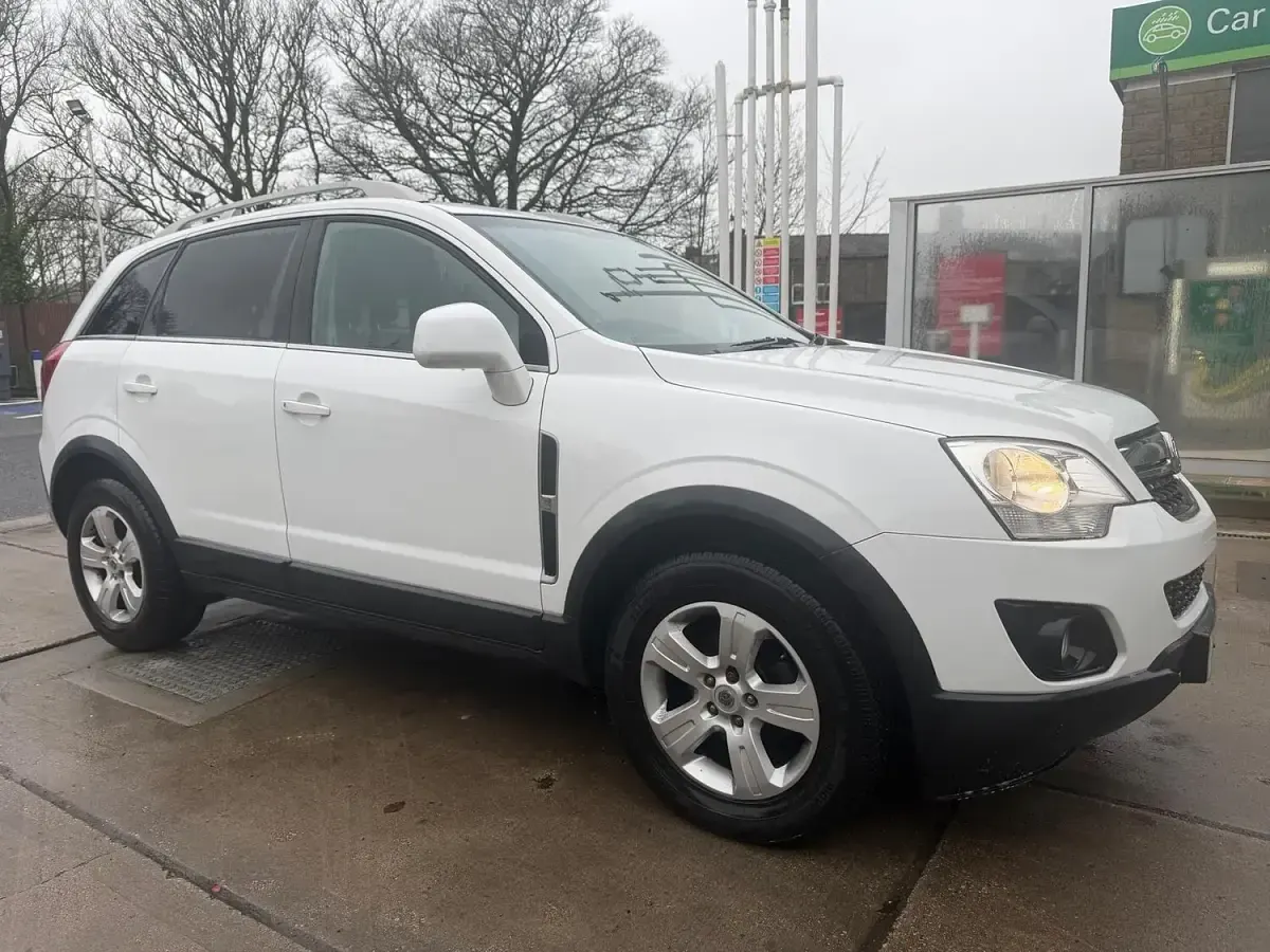 Used Vauxhall Antara S 163 HP (119 kW) 2015 White SUV