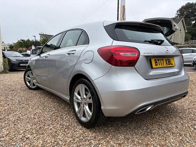 Used Mercedes A180 109 HP (80 kW) 2017 Silver Hatchback