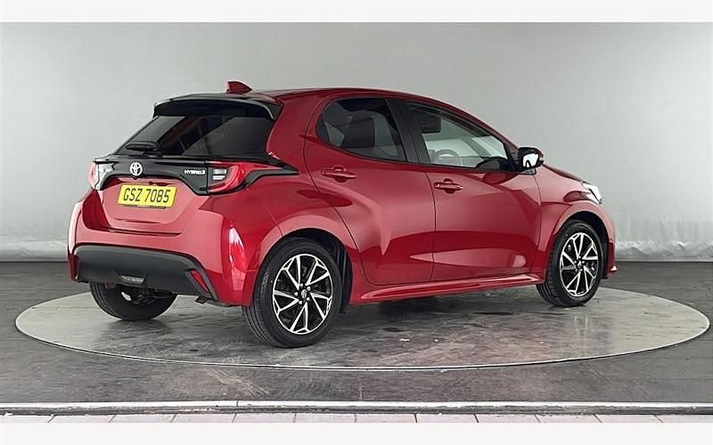 Used Toyota Yaris Hybrid Design 116 HP (85 kW) 2026 Hatchback
