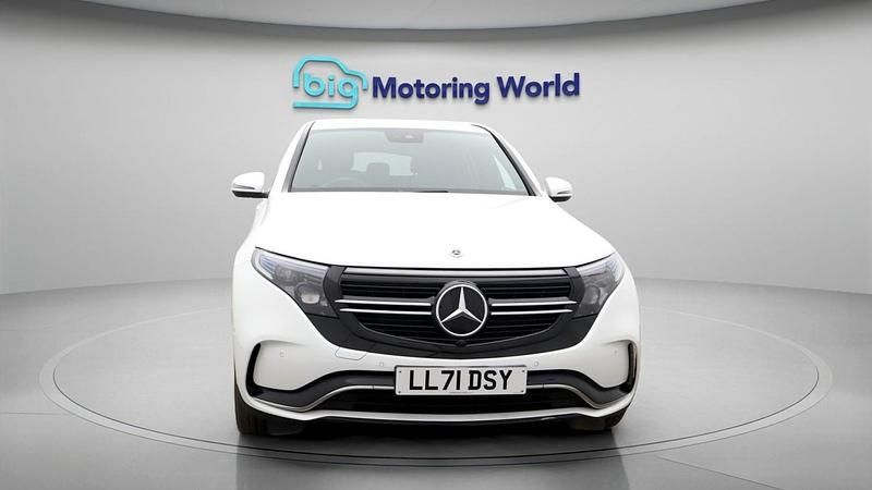 Used Mercedes EQC400 AMG Line Premium 300 kW (408 HP) 2022 White SUV