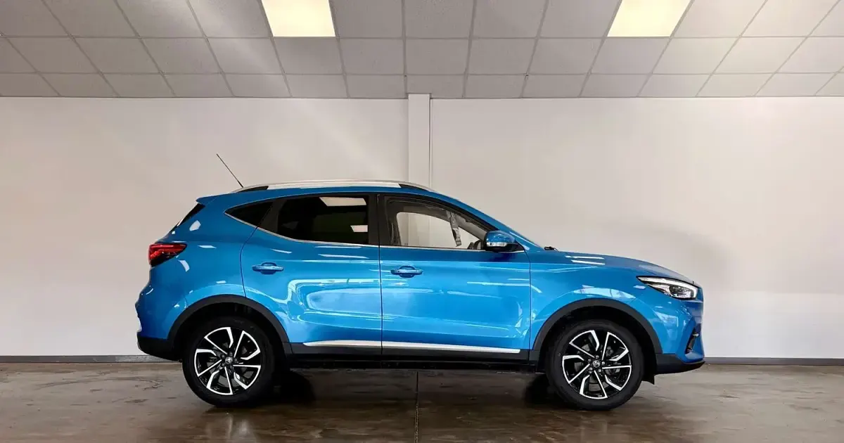 Used MG ZS Exclusive 111 HP (81 kW) 2024 Blue SUV