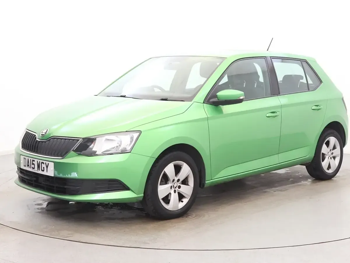 Used Skoda Fabia SE 60 HP (44 kW) 2015 Green Hatchback