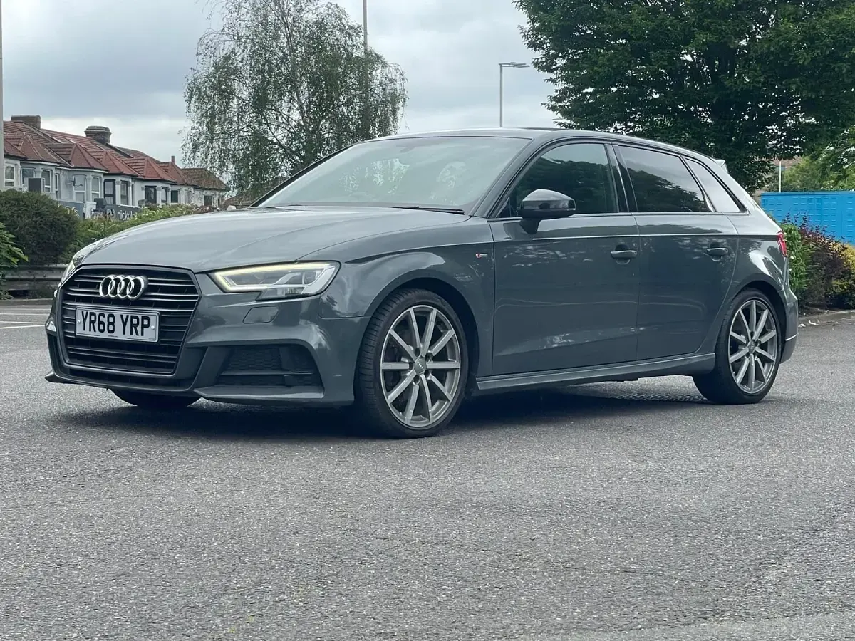 Used Audi A3 Sportback Black Edition 150 HP (110 kW) 2018 Grey Hatchback