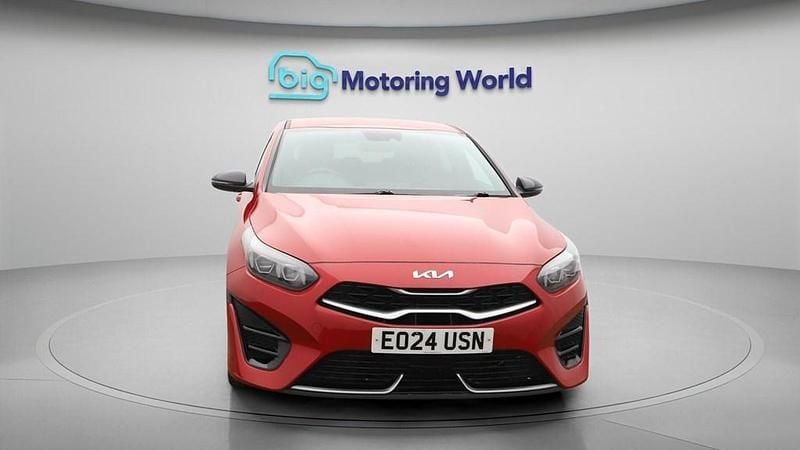 Used Kia ProCeed GT-Line 158 HP (116 kW) 2024 Red Estate