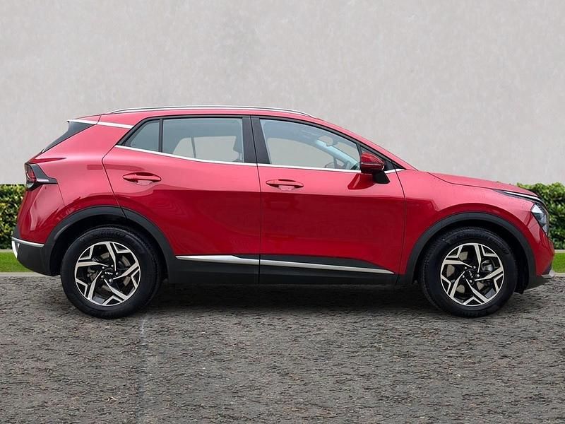 Used Kia Sportage 2025 Red SUV