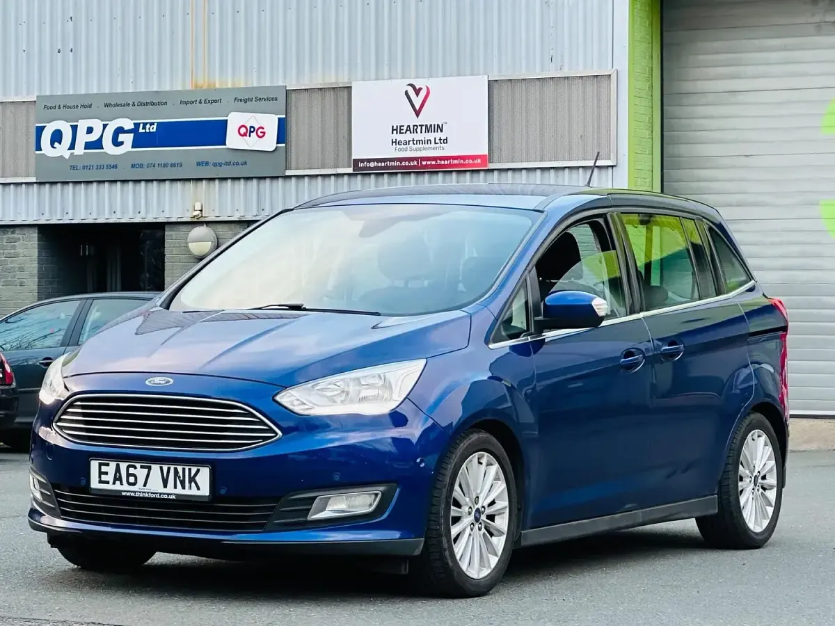 Used Ford Grand C-Max Titanium 120 HP (88 kW) 2017 Blue MPV